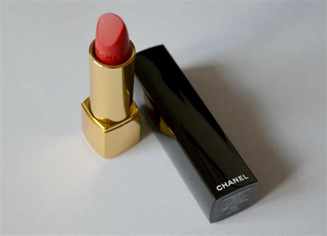 la precieuse chanel|Chanel La Precieuse (317) Rouge Allure Velvet Review.